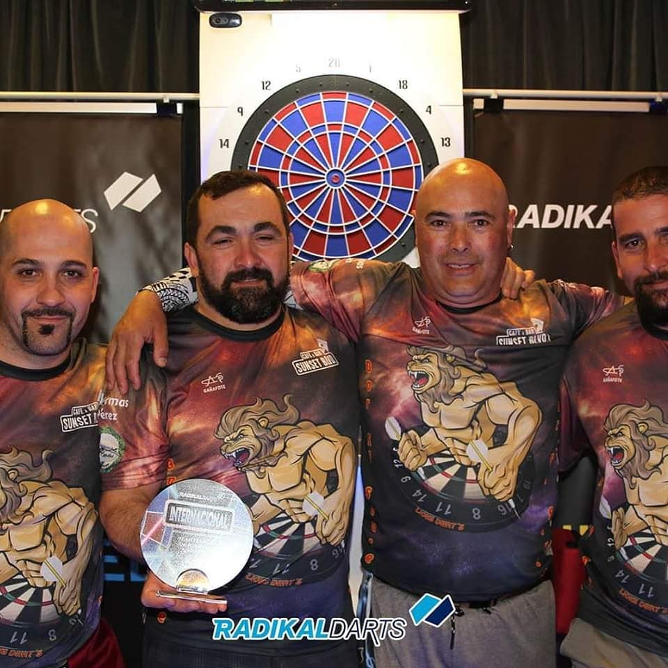 jugar a los dardos a nivel profesional