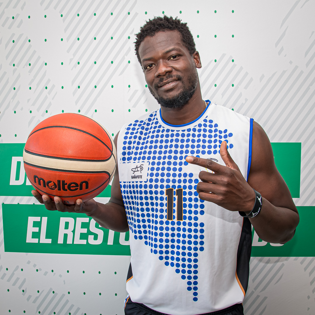 CDB Enrique Benitez equipacion baloncesto