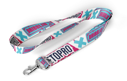 Mochilas personalizadas, gorras, brazaletes y bañadores 21